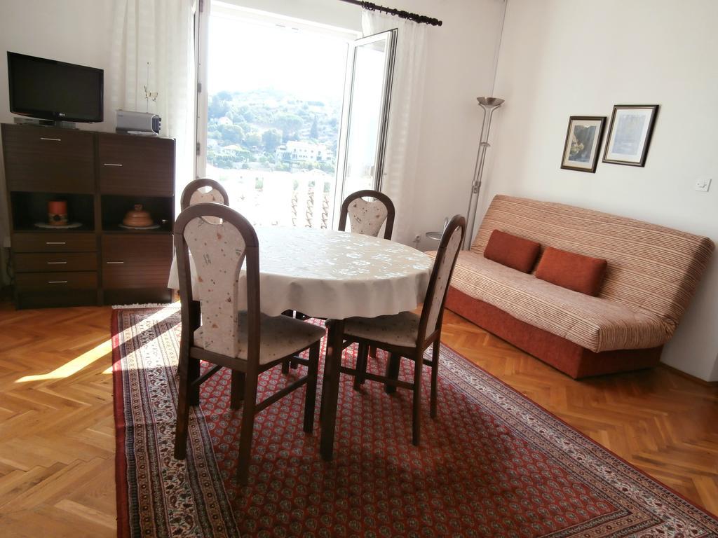 Panorama Postira Apartments Bagian luar foto